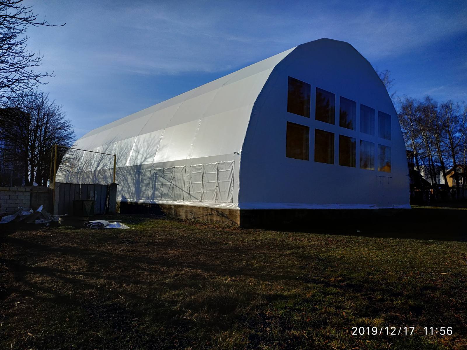 Палатки и шатры, навесы и ангары , теплицы