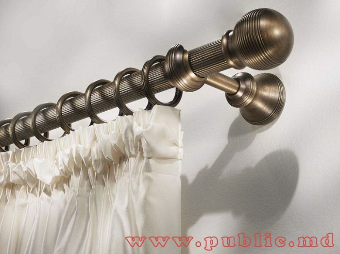 Carnize pentru draperii Jaluzele Instalarea unei cornise