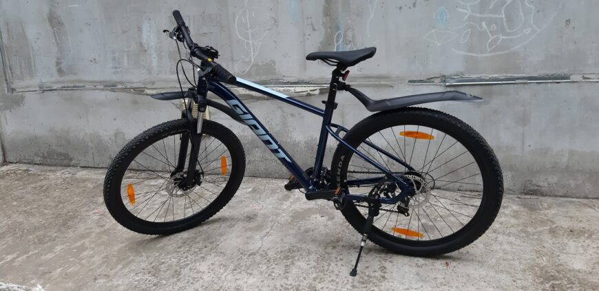 Продам новый горный велосипед Giant Talon 5 27.5 M