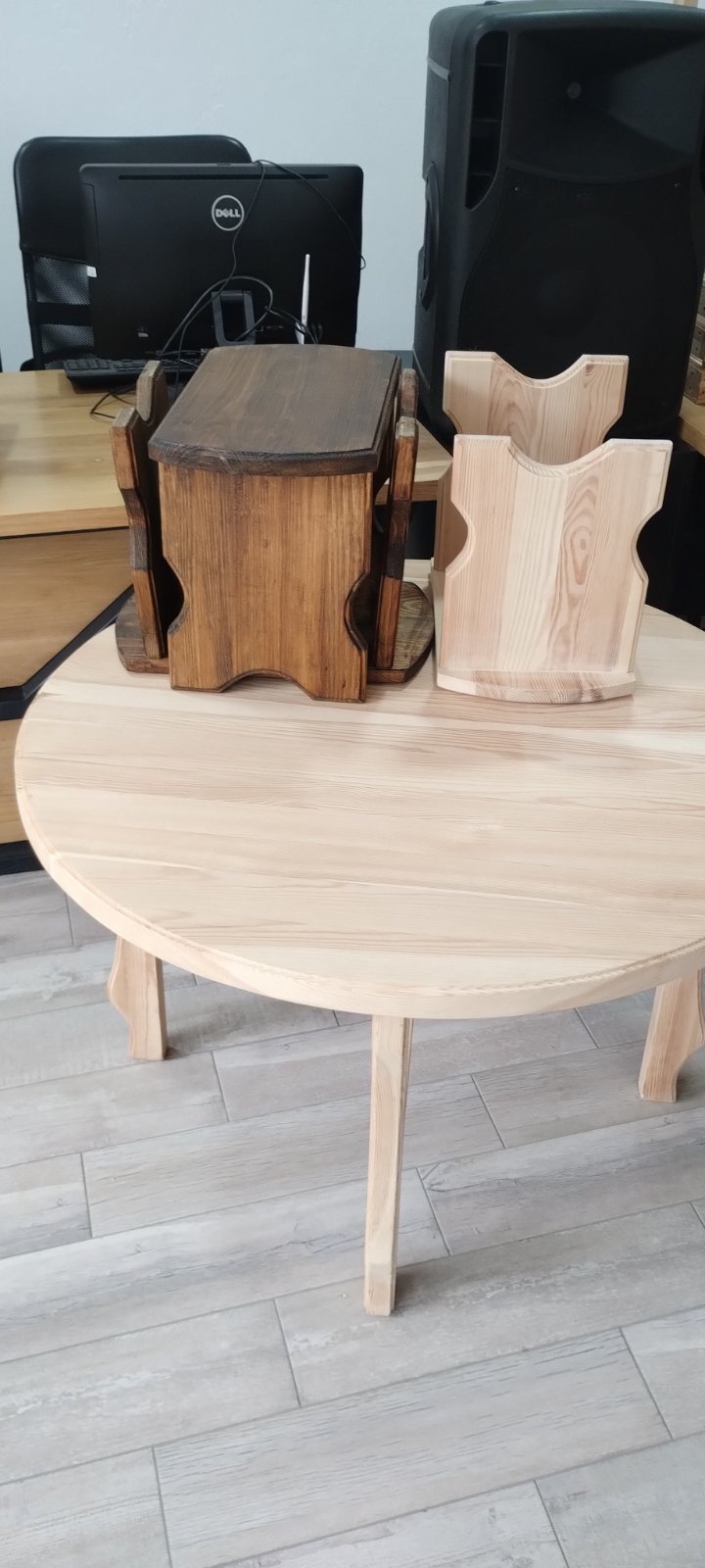 Vind masuta rotunda cu 6 taburete lemn natural