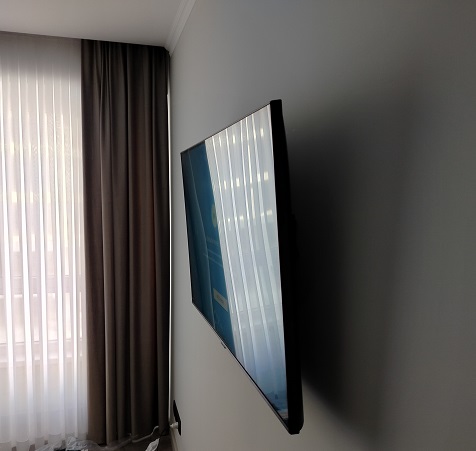 Montare televizor pe perete.Instalare televizor pe