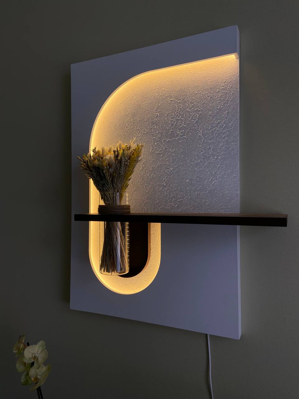 Настенный светильник