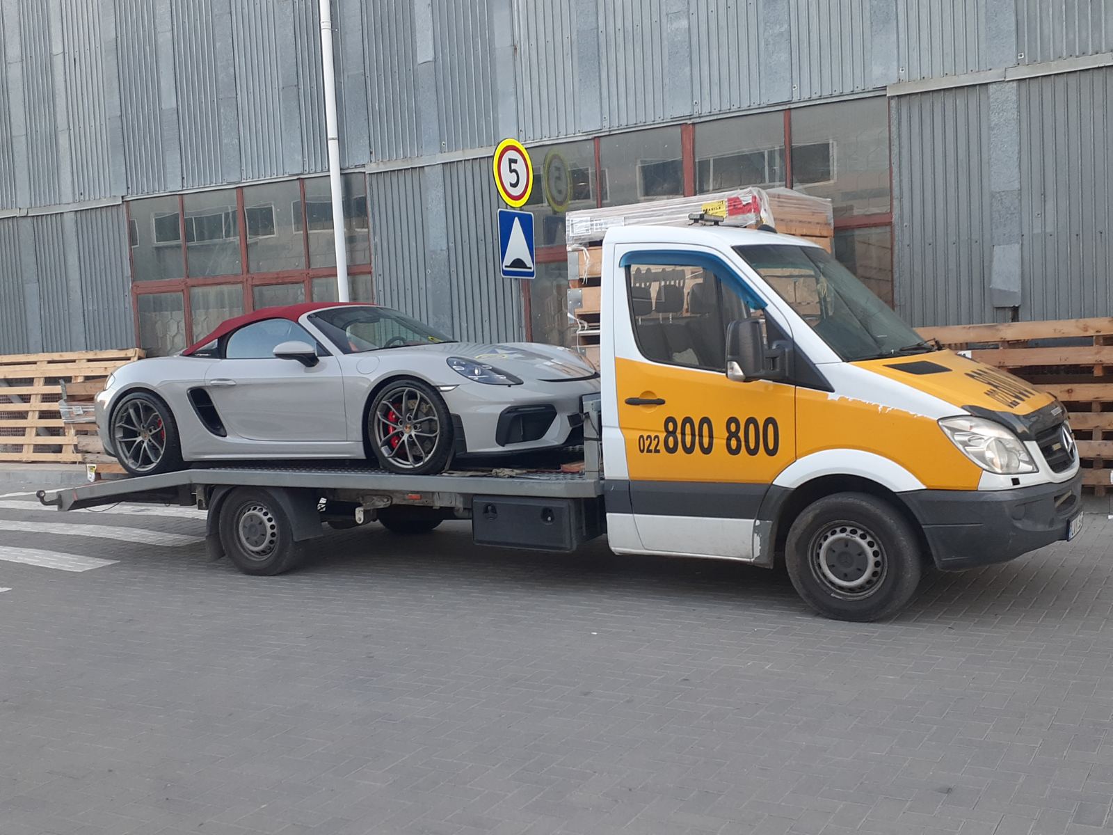 Evacuator 24 Chisinau Moldova Auto