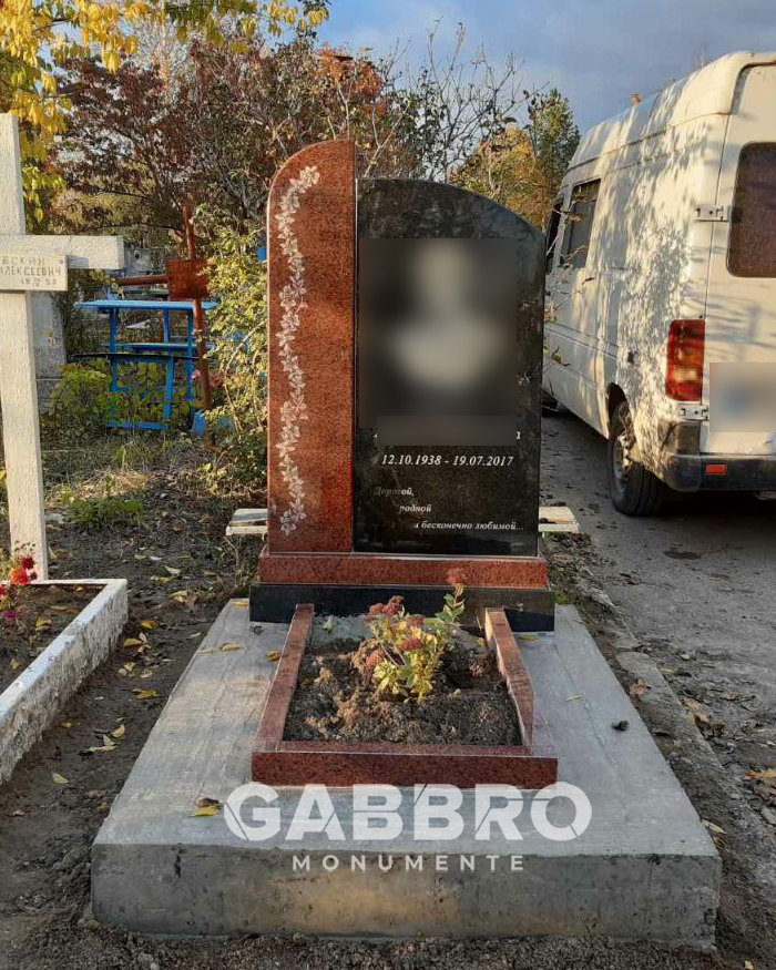 Monumente funerare din granit