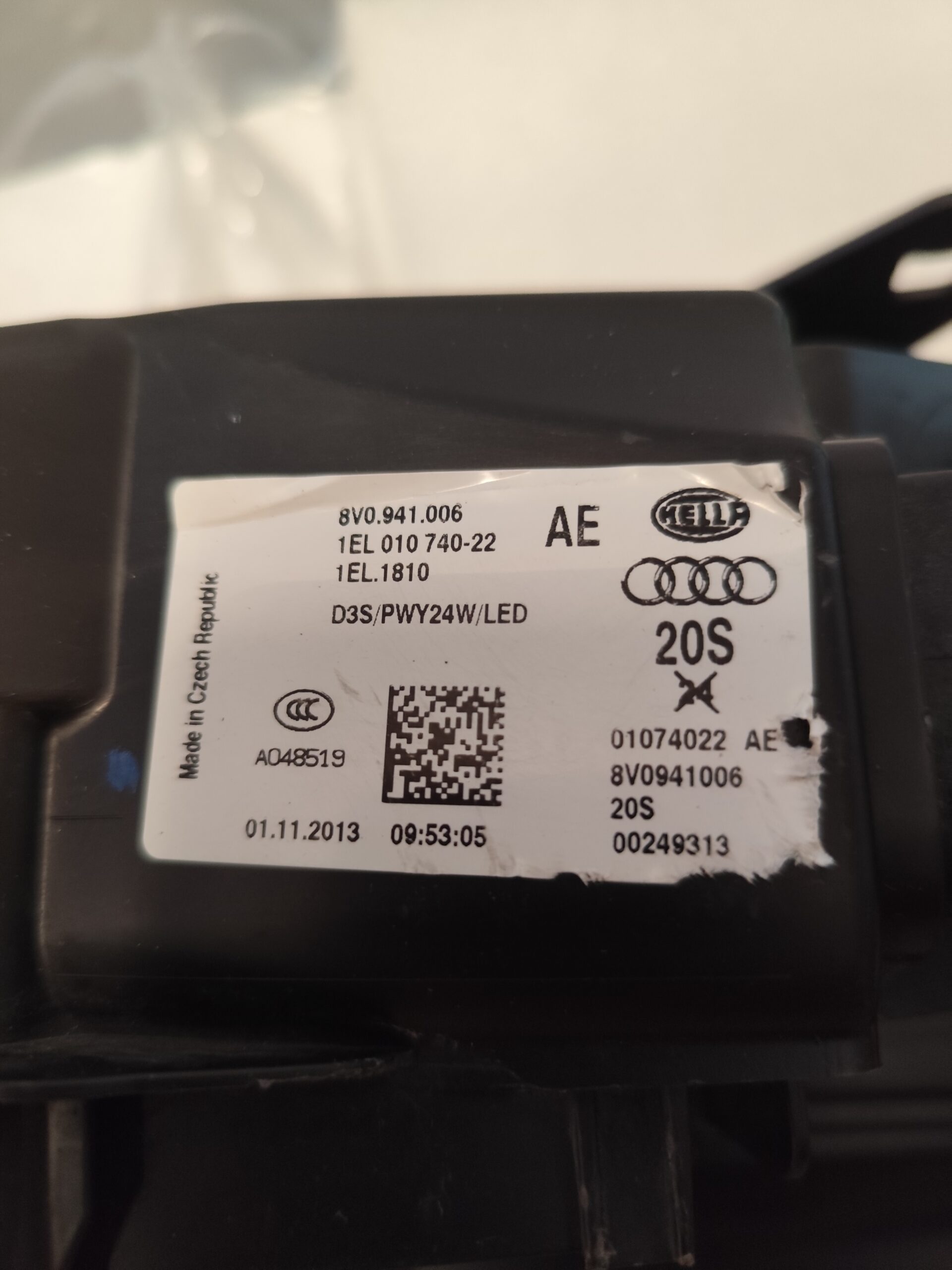 Фара на Audi A3