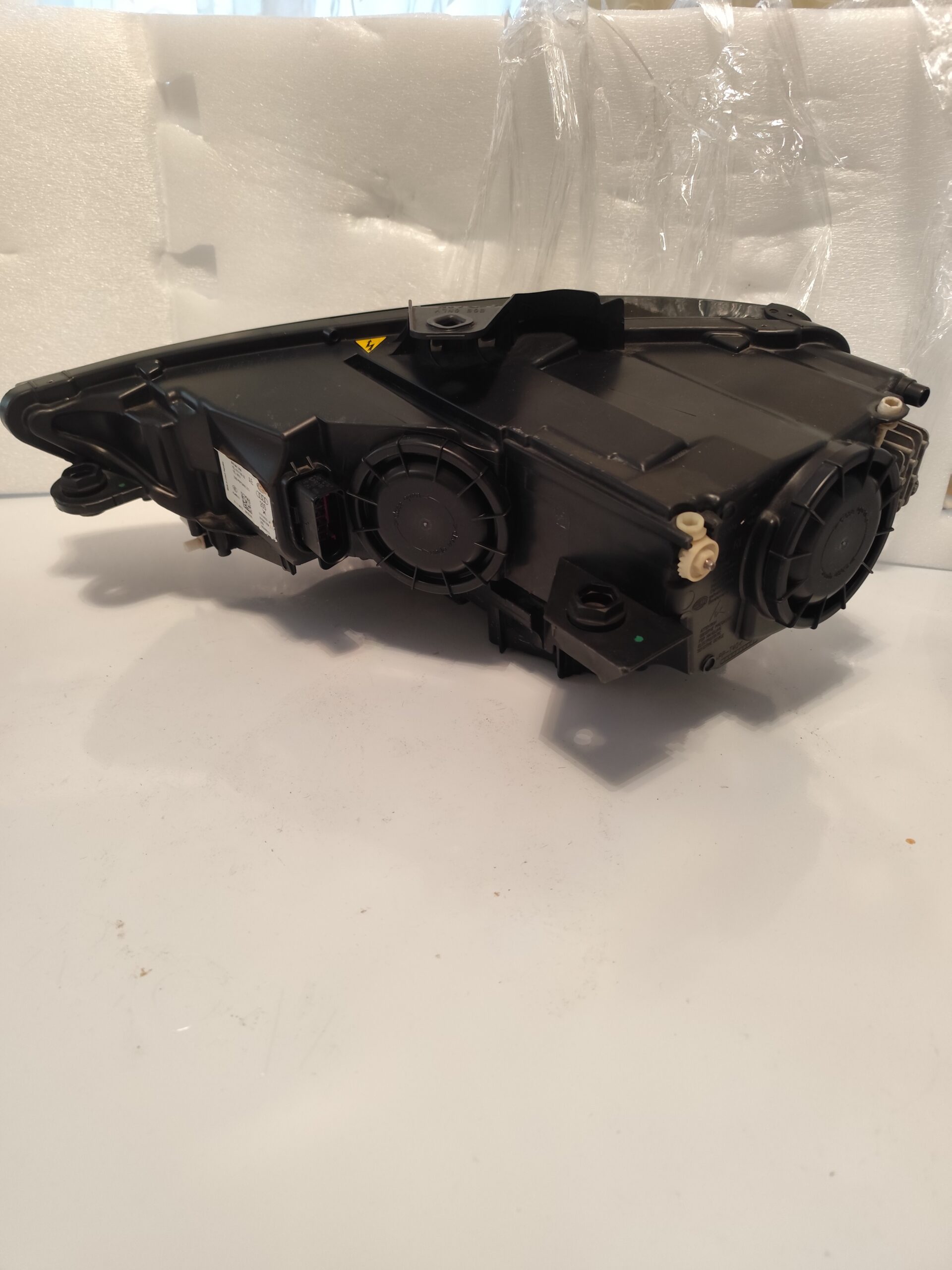 Фара на Audi A3