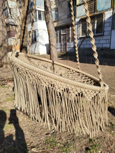 Кресло-качеля из гамакового шнура