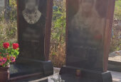 Monumente funerare din granit