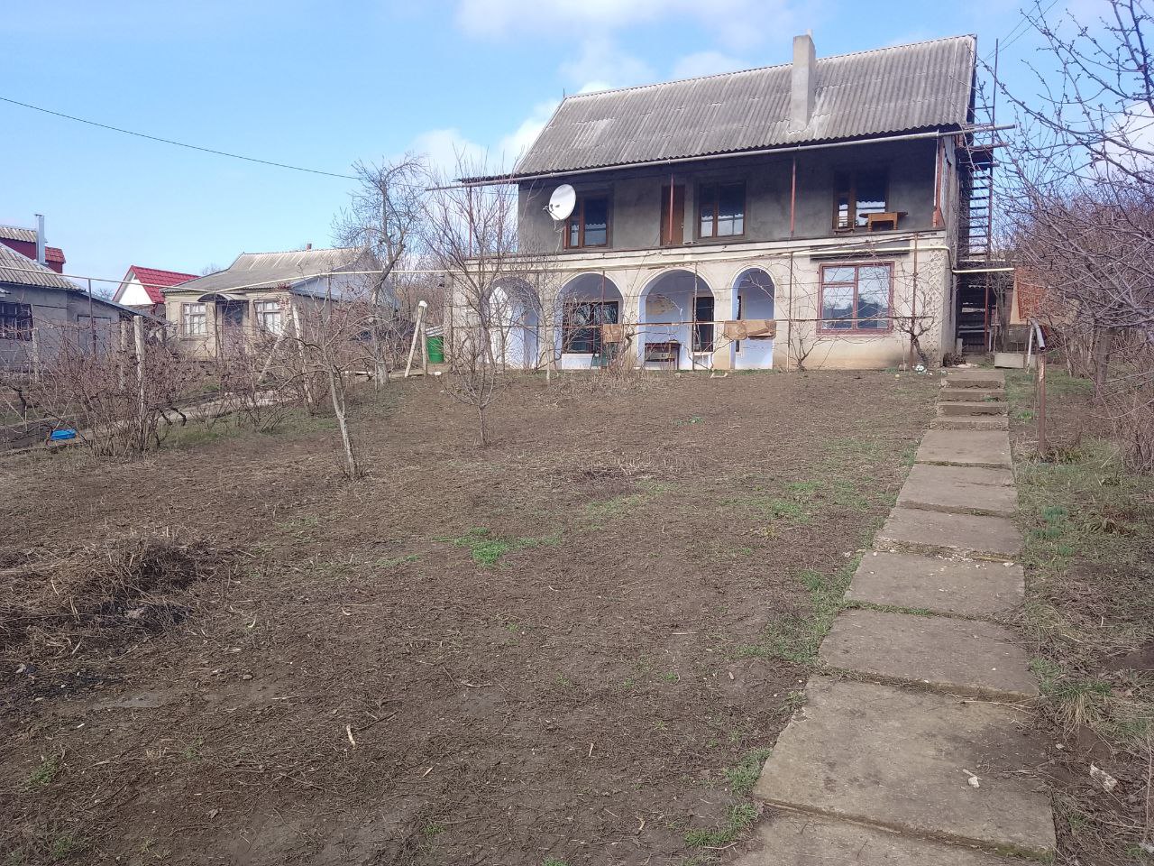 Продам 2х этажный дом с. Гиска г. Бендеры