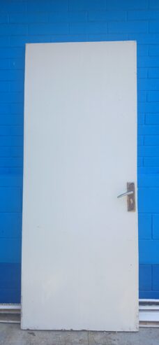 Дверь входная/Ușa exterior
