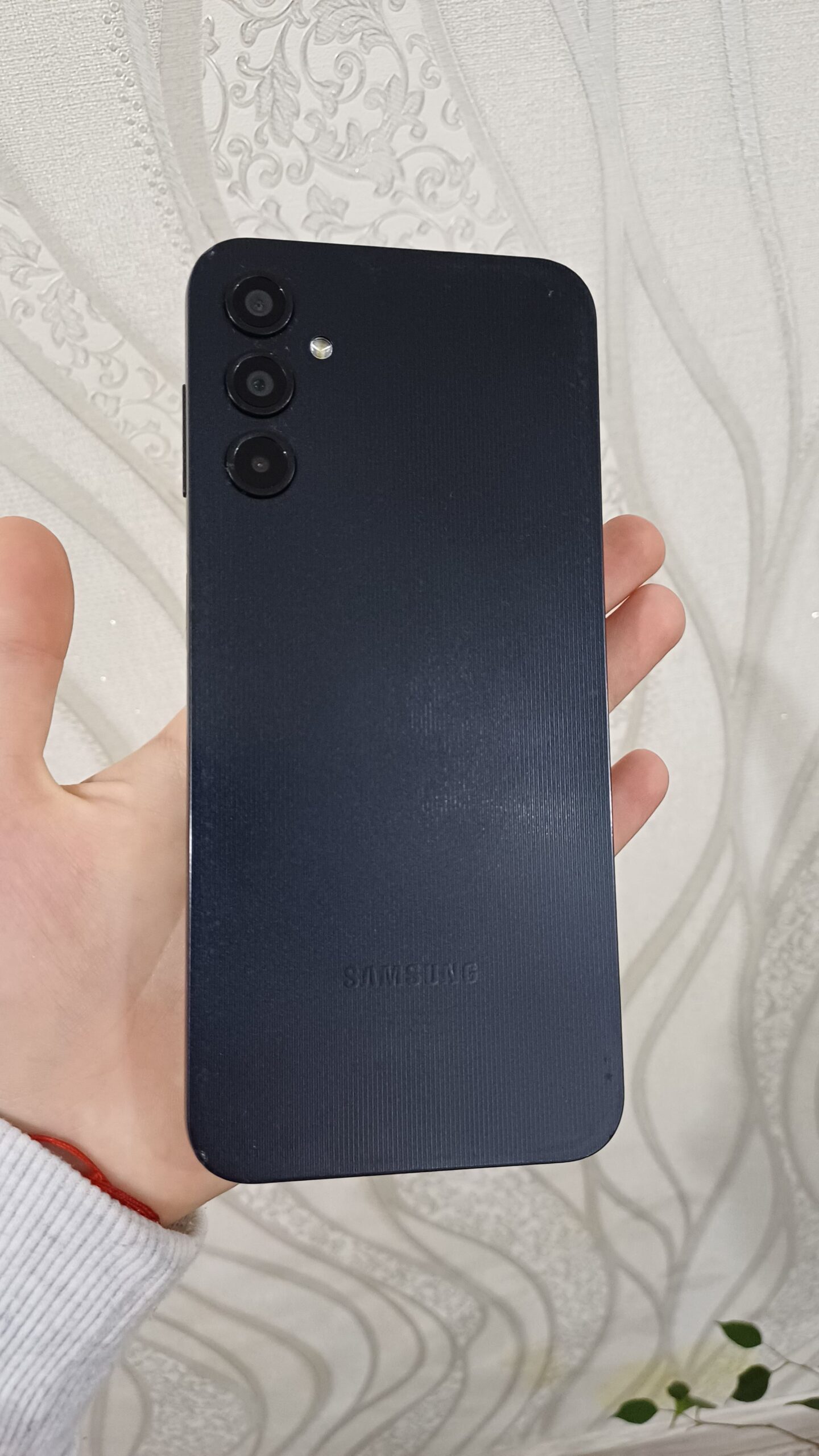 Vând telefon Samsung a14 la doar 2300!!!