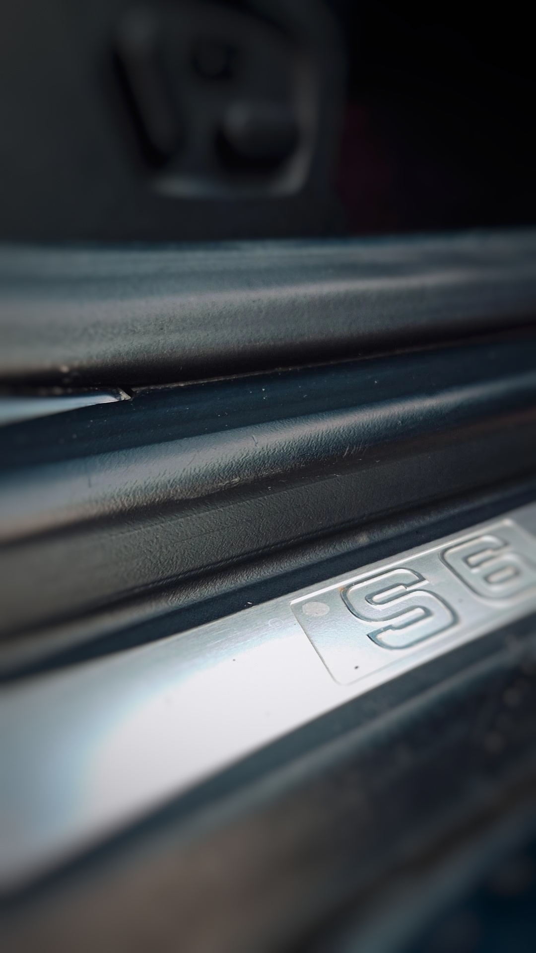 Audi A6 Avant C5 V8 4.2 340л.с. бензин 2000 г.