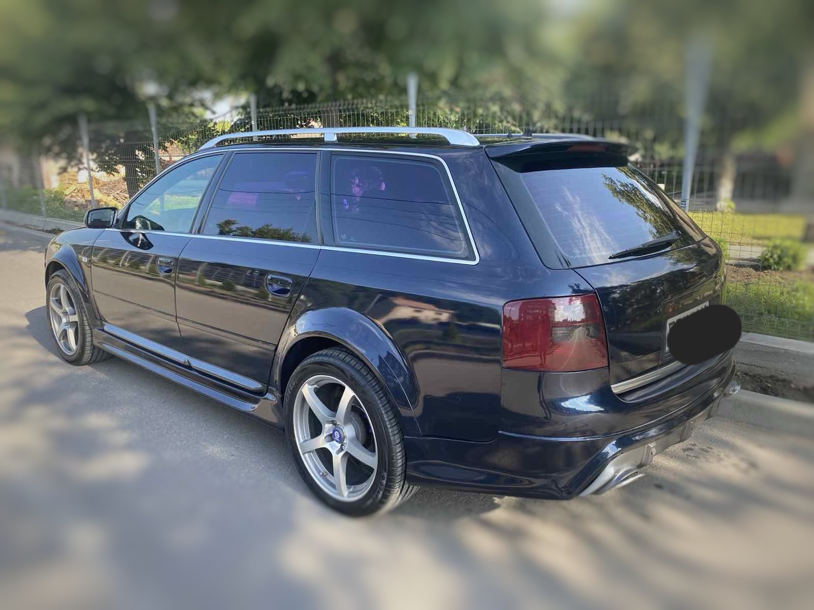 Audi A6 Avant C5 V8 4.2 340л.с. бензин 2000 г.