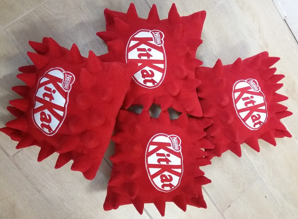 Producem la comandă șorțuri, jachete de bucătar