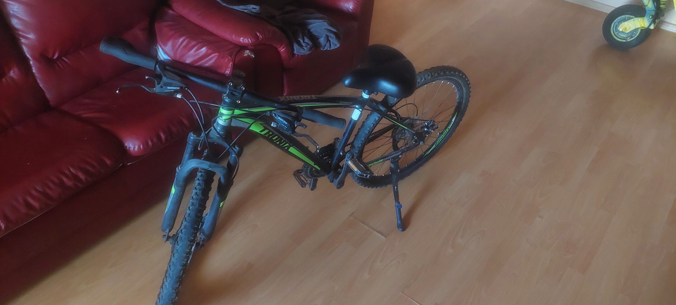 велосипед очень хорошо сохранился.