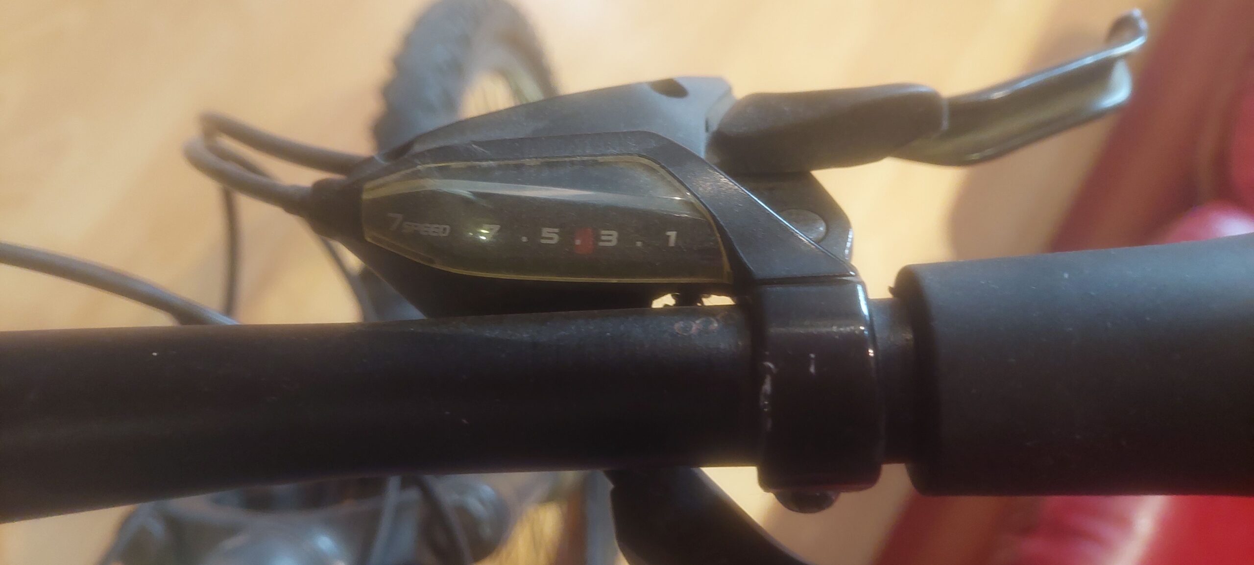 велосипед очень хорошо сохранился.