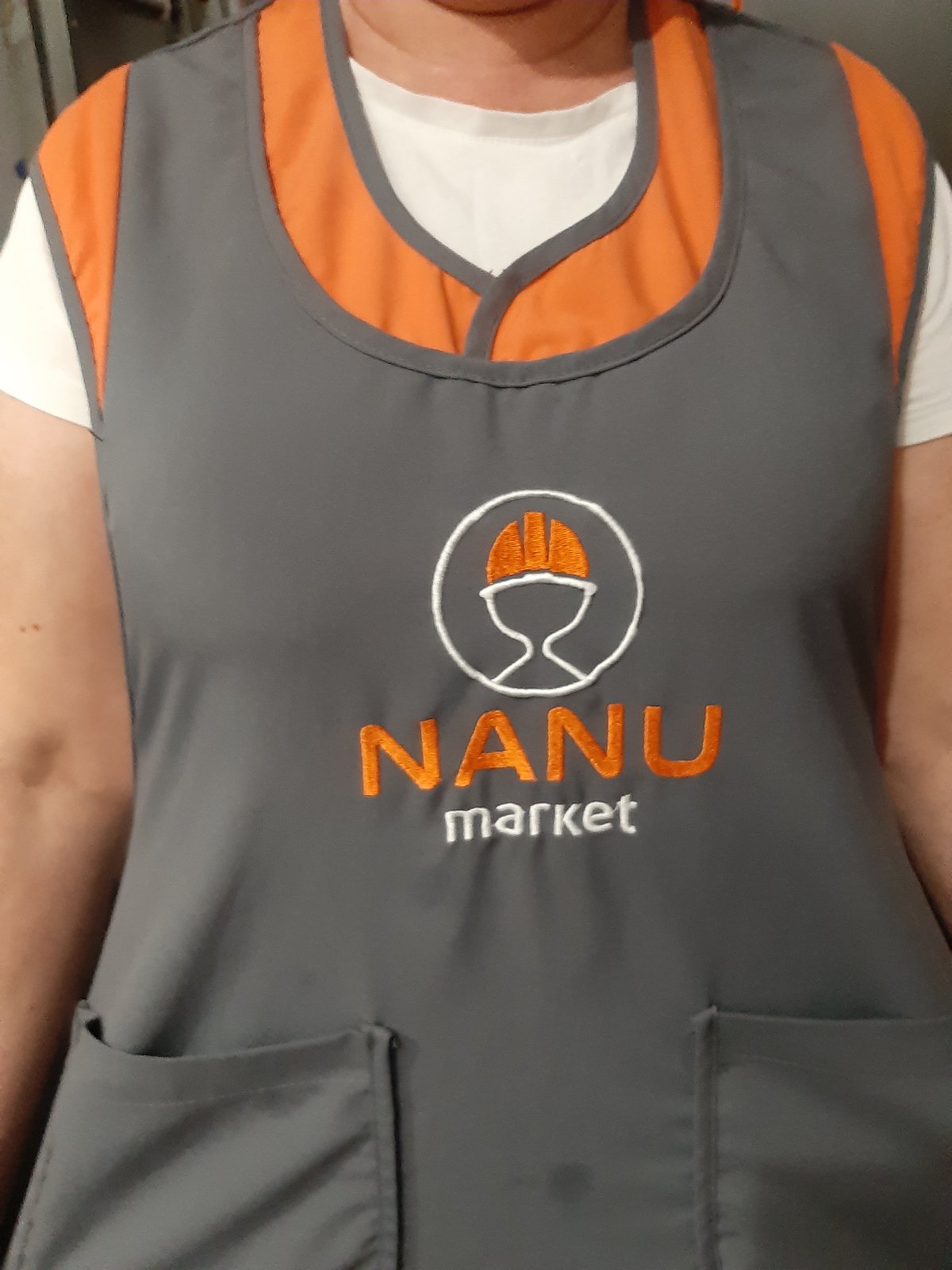 Producem la comandă șorțuri, jachete de bucătar