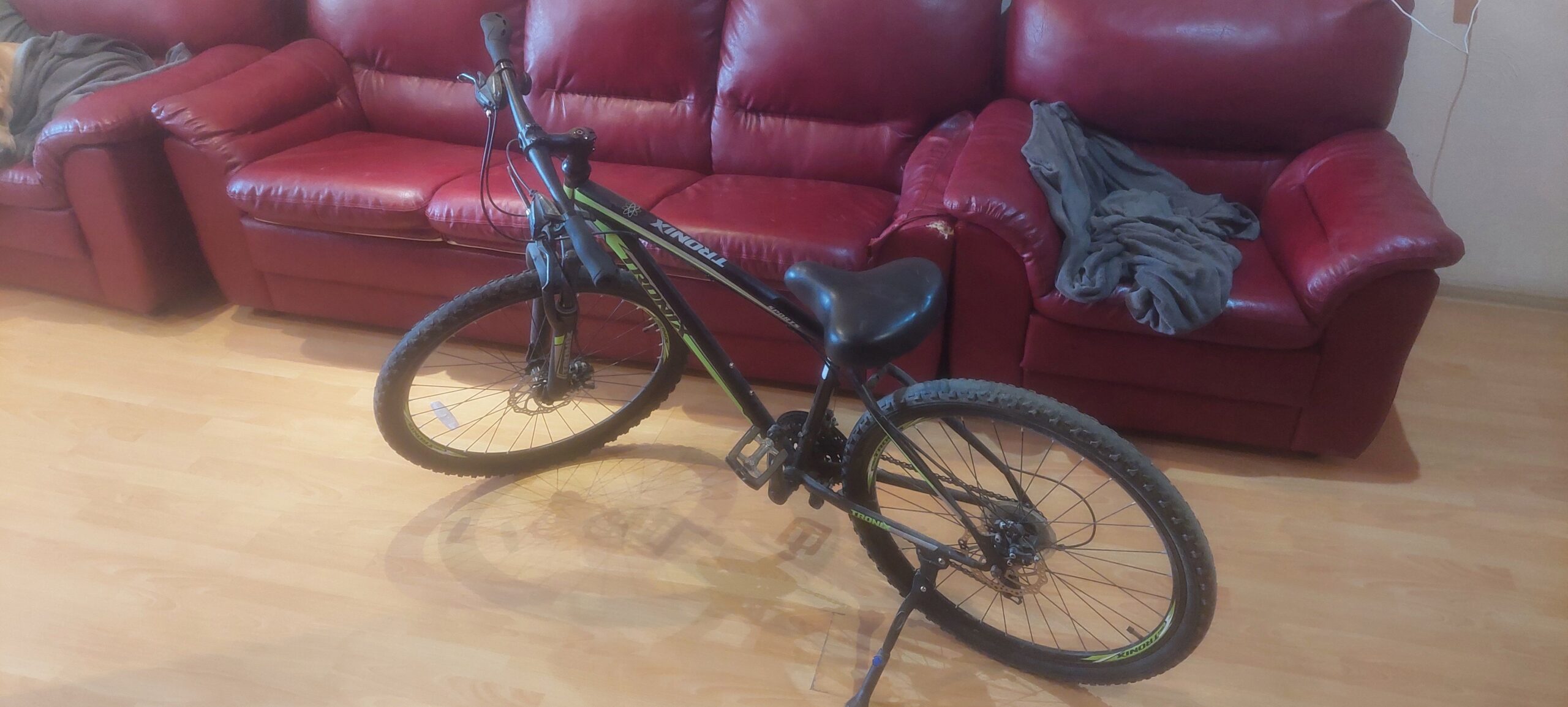 велосипед очень хорошо сохранился.