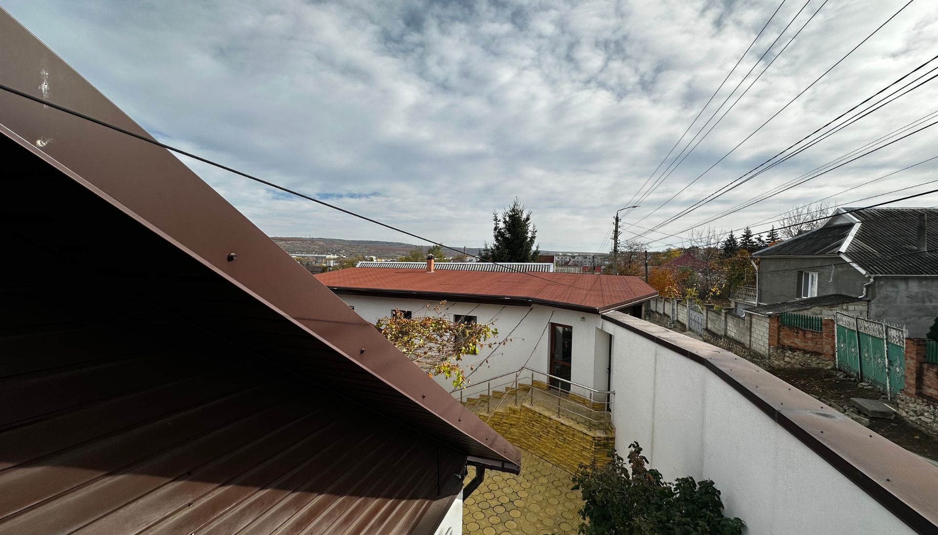 Vând casa or. Strășeni