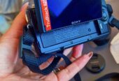 Продаётся цифровя беззеркальная камера SONY NEX-C3