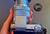 Продаётся цифровя беззеркальная камера SONY NEX-C3