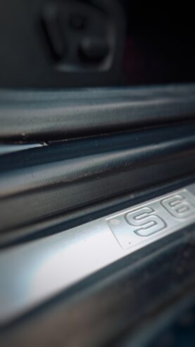 Audi A6 Avant C5 4.2 V8 Quattro, ухоженная