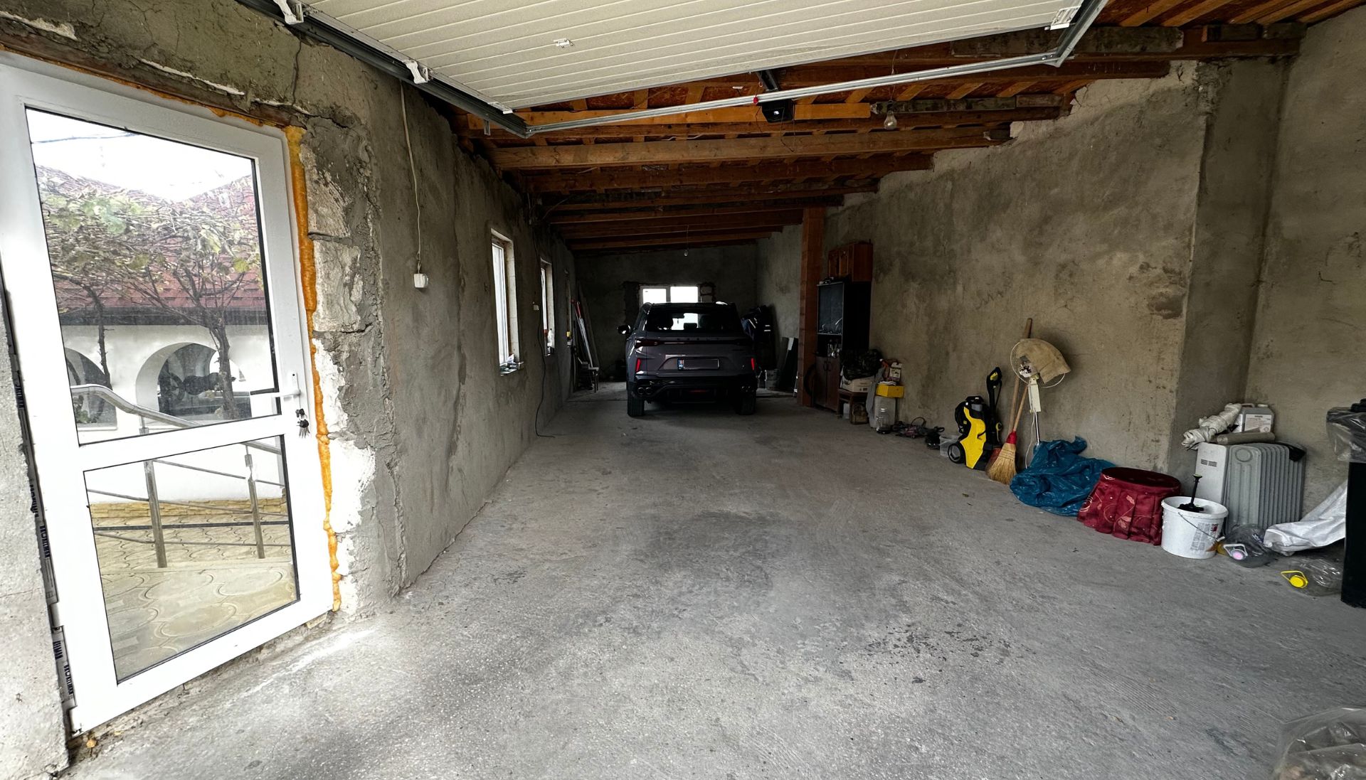 Vând casa or. Strășeni