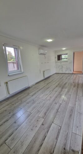 Аренда 60 м², офис/салон/услуги, 1-я линия— Бельцы