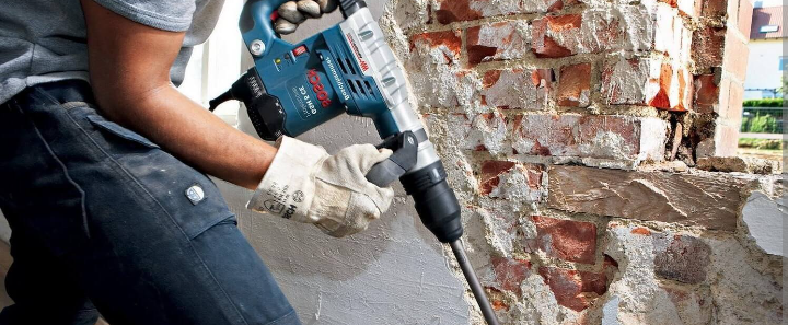 Виды услуг: Демонтажные работы, подъем спуск матер