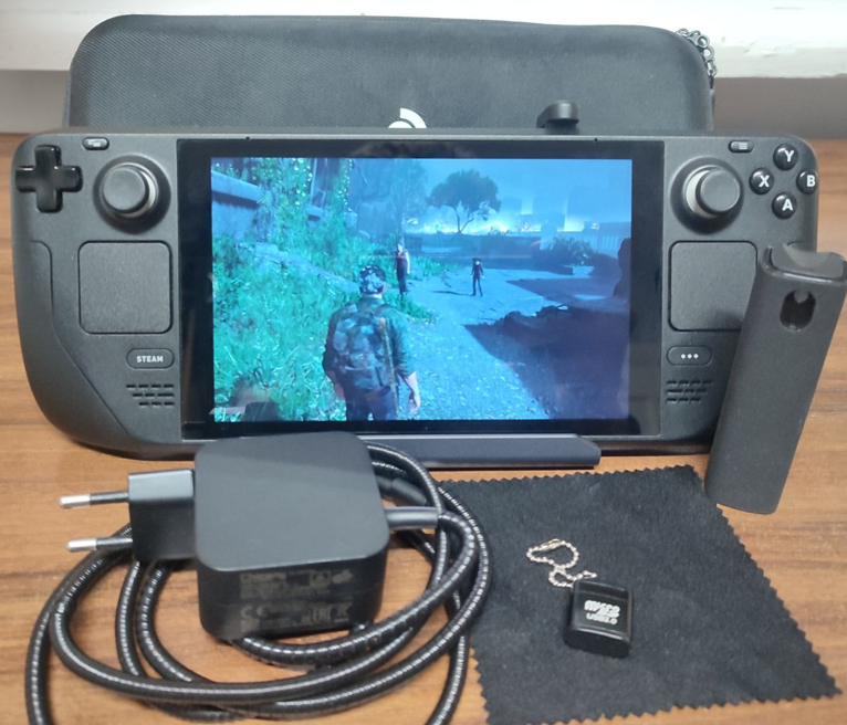 Продам Steam Deck LCD.