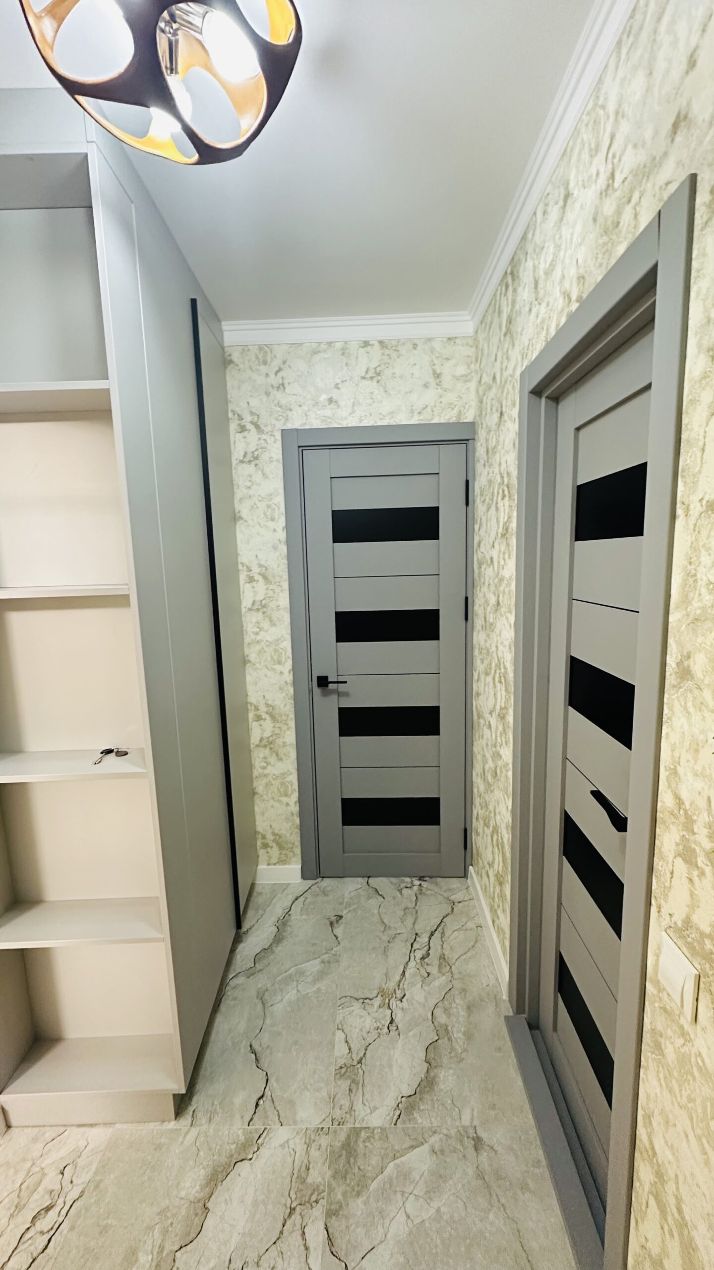 Dau în chirie apartament cu o camera