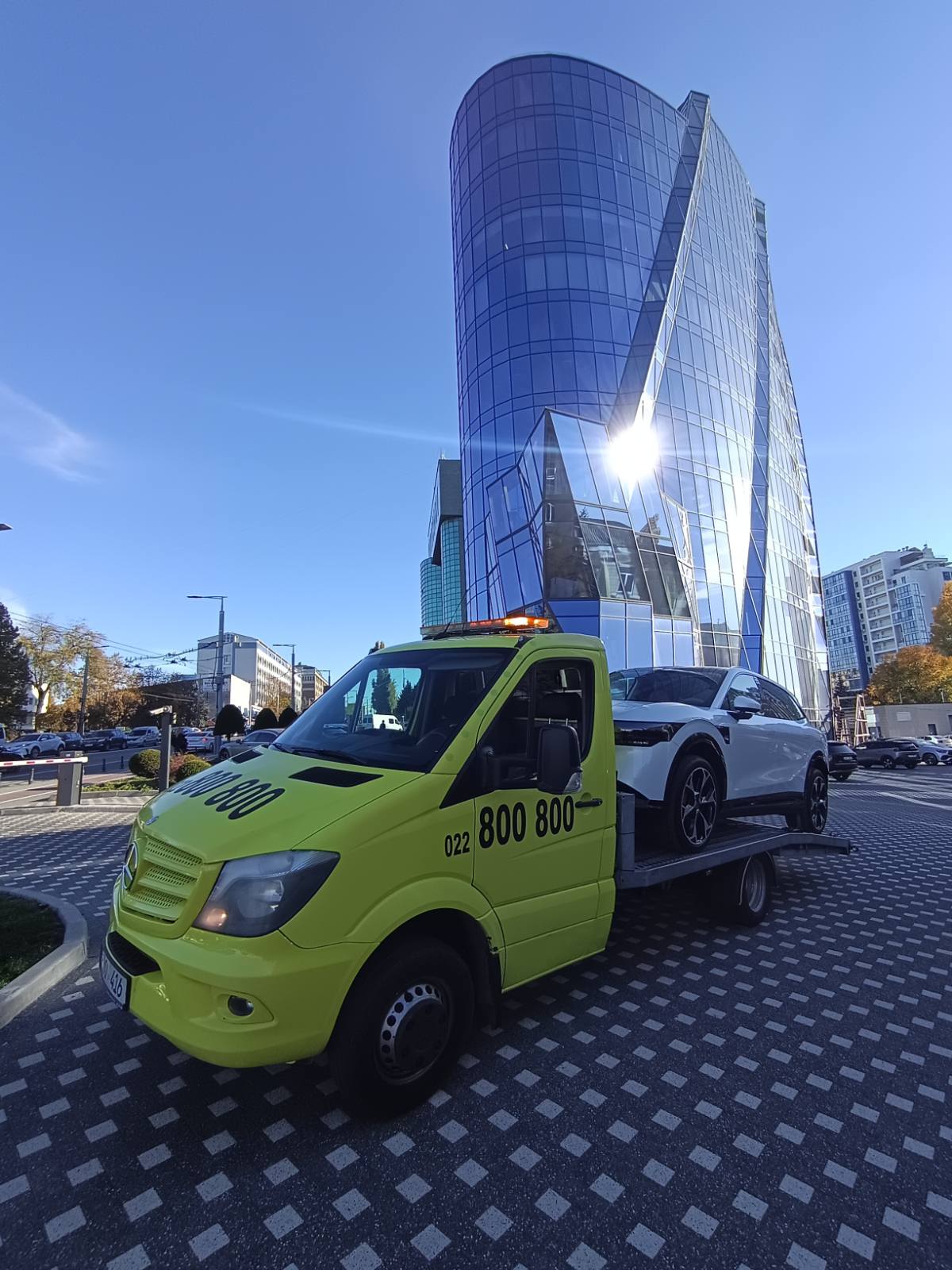 Evacuator 24/7 în toată Moldova