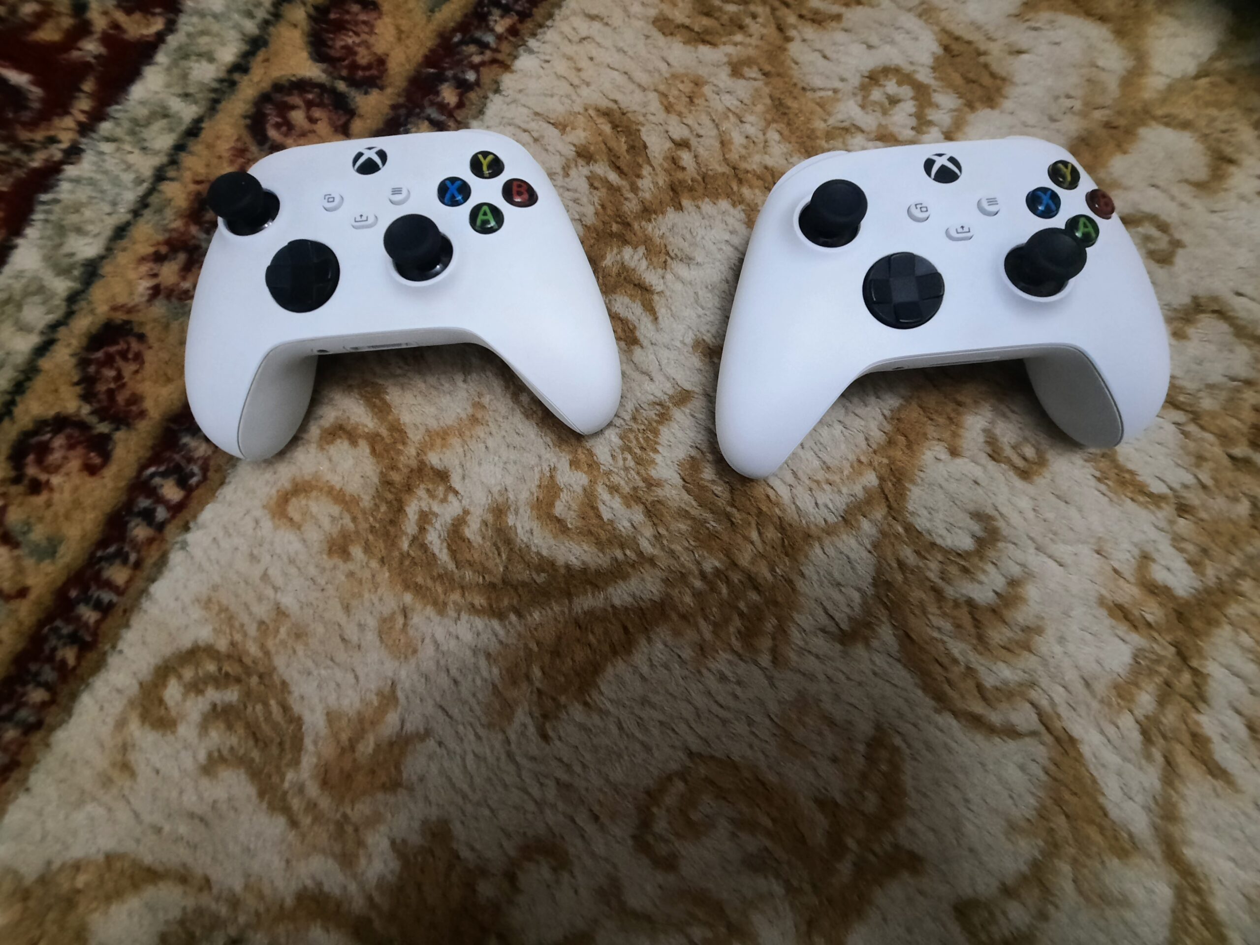 vand xbox s si cu g920 daca vreti il vand si seoar