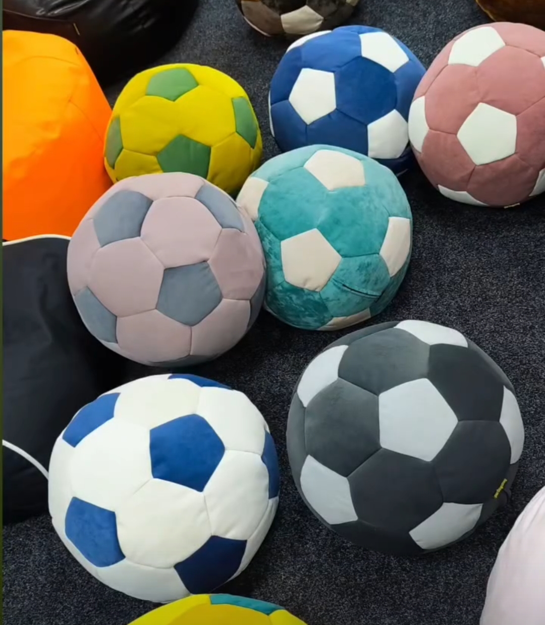 Кресло-мешок Мяч купить в Молдове с Доставкой