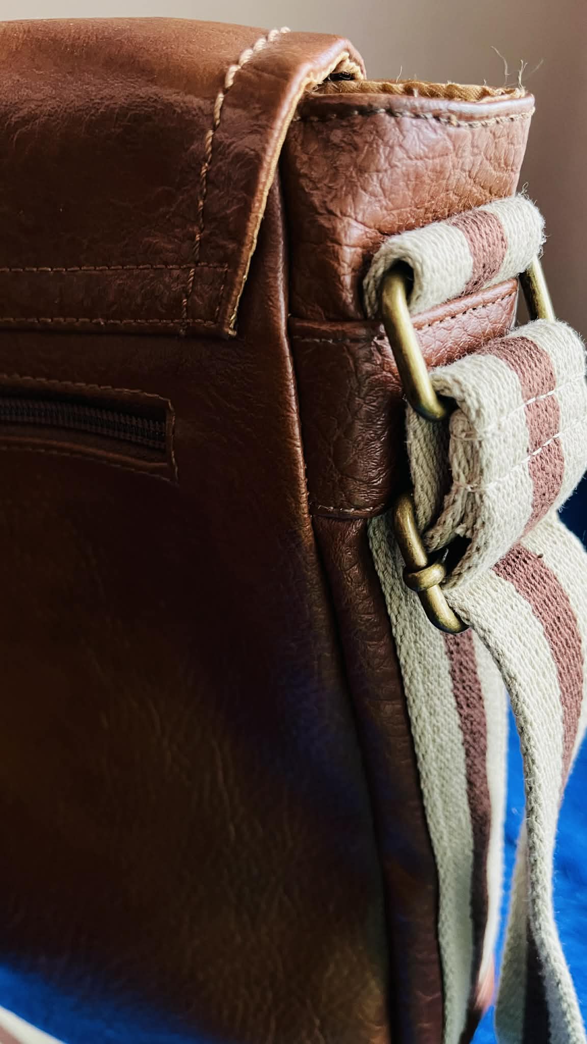 Кожаная сумка «Tom Tailor». состояние новой