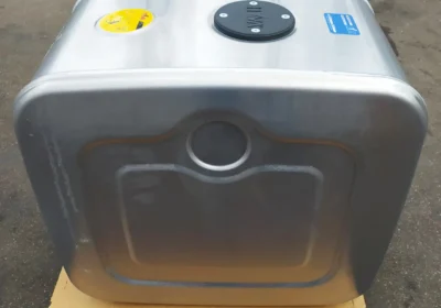 6782953870_w640_h640_6782953870