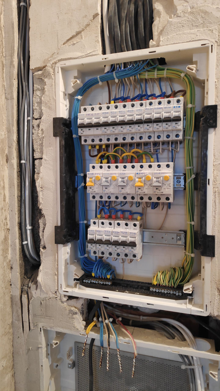 Электрик( инженер/прораб )