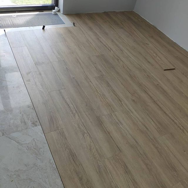 Montare Laminat şi Plintă