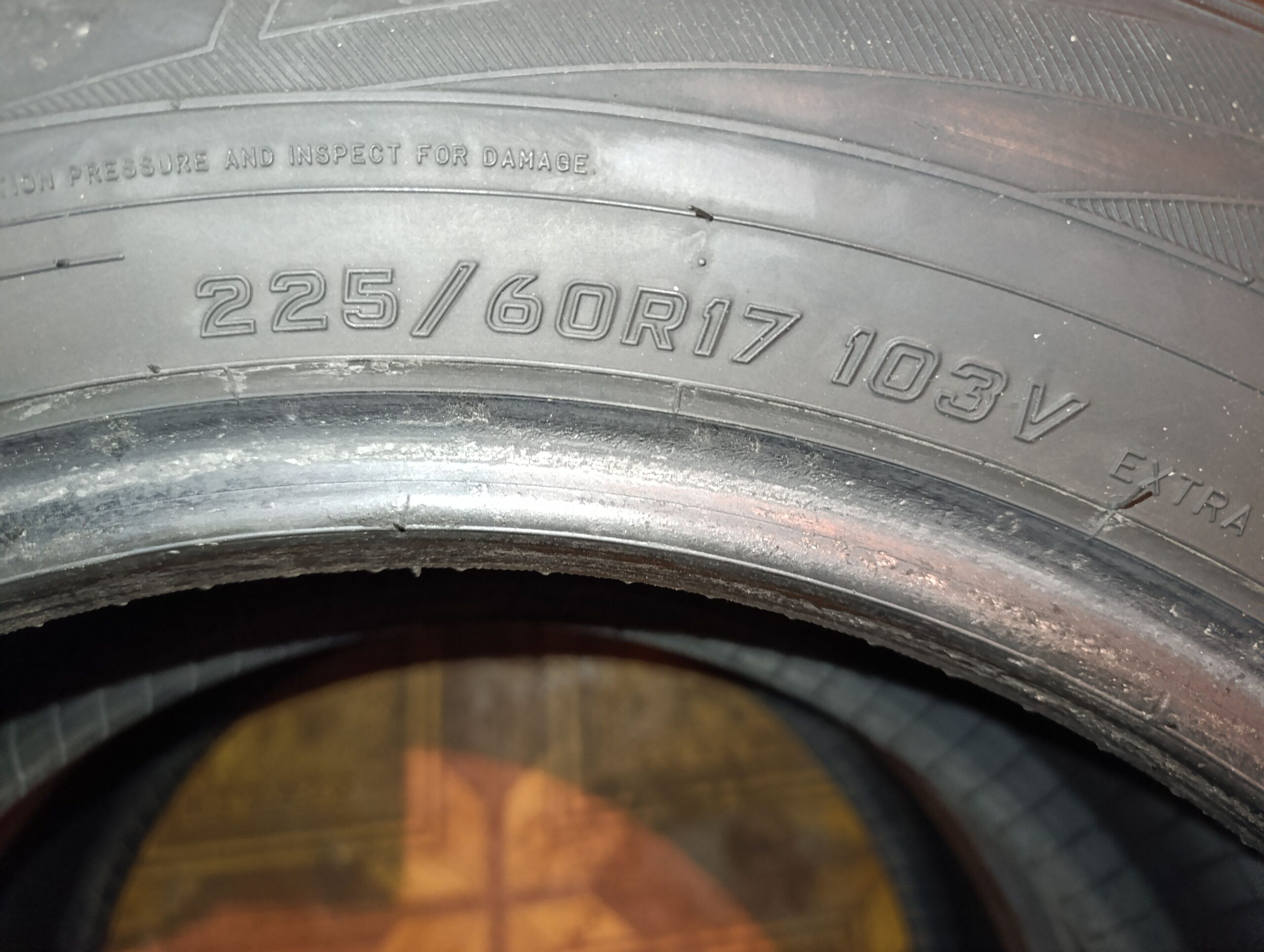 Продам шины R17 или обменяю на что-то поменьше