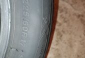 Продам шины R17 или обменяю на что-то поменьше