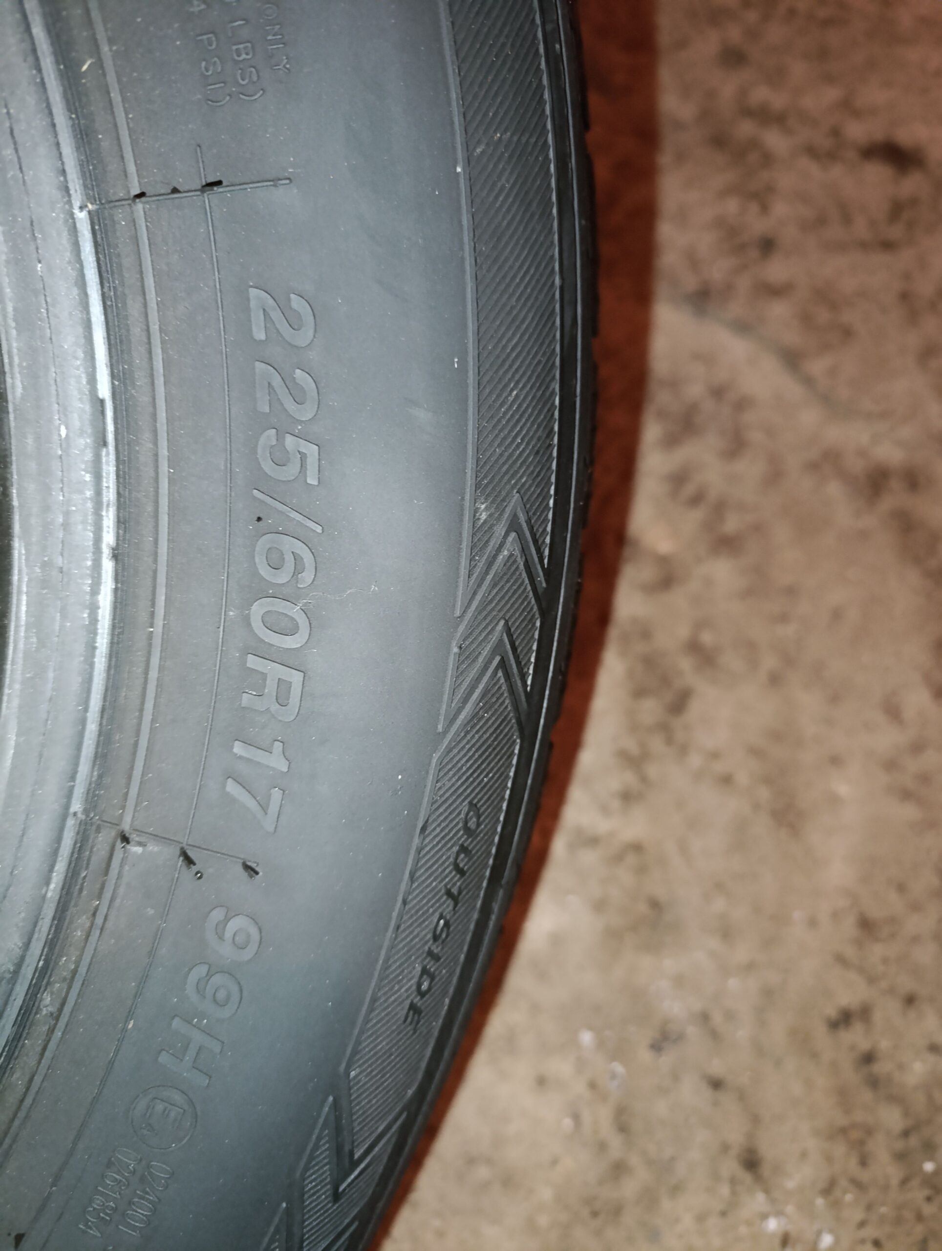 Продам шины R17 или обменяю на что-то поменьше