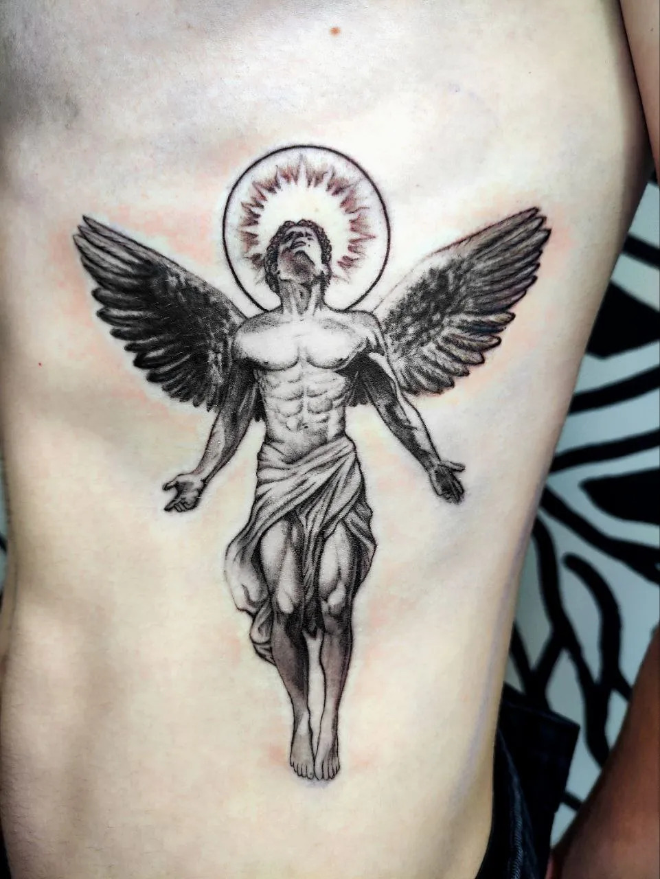 Татуировки, пирсинг, перманентный макияж, обучение