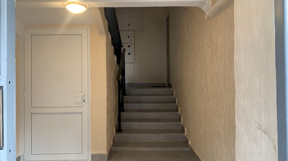 Продается 4 комнатная квартира в Кишиневе.