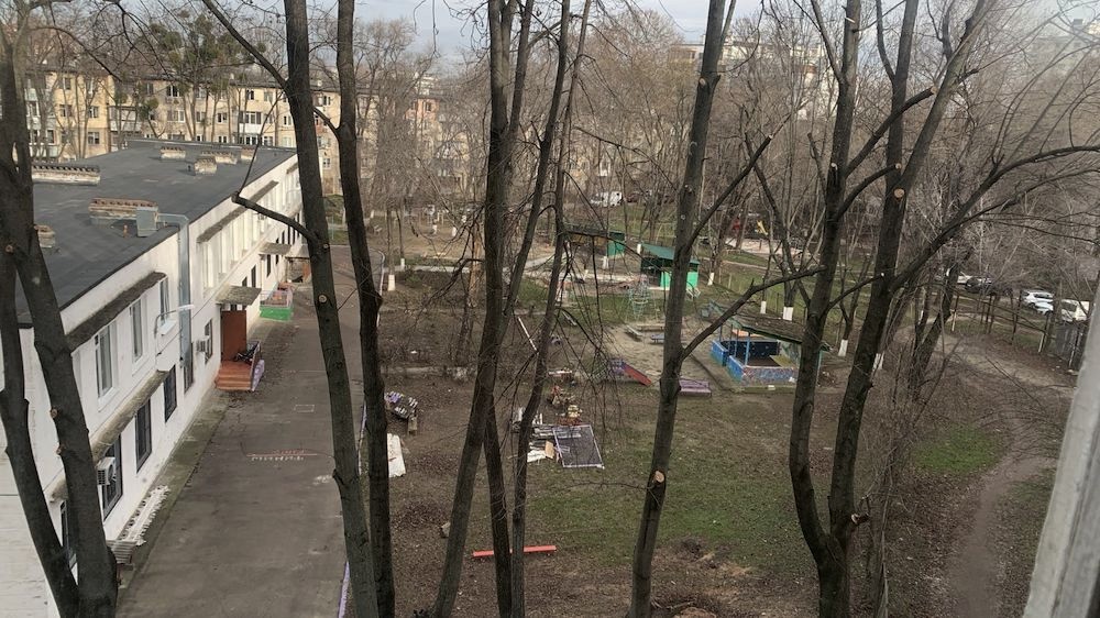 Продается 4 комнатная квартира в Кишиневе.