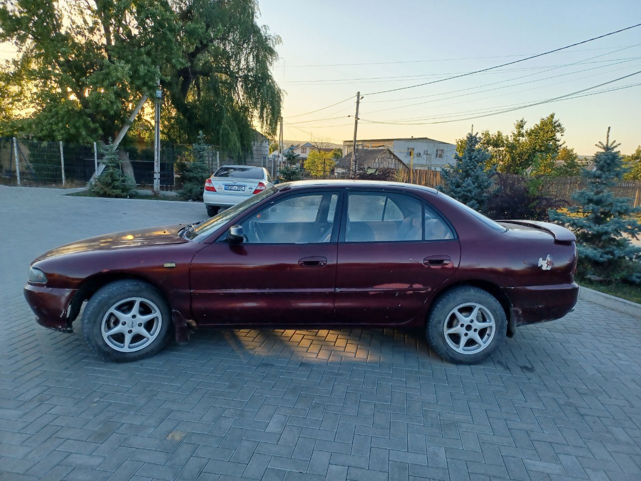 ПРОДАЕТСЯ НА ПОЛНОМ ХОДУ