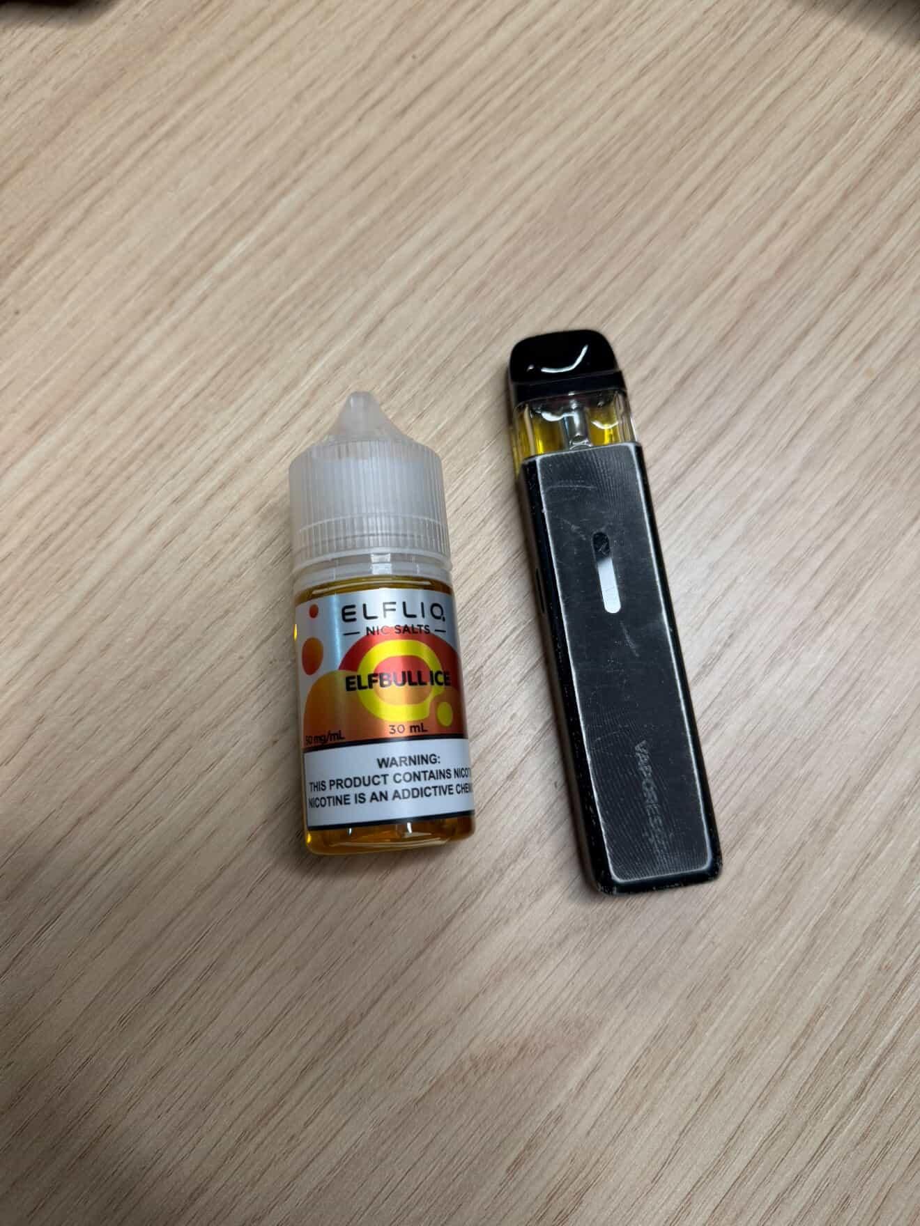 Se vinde Xros Vaporesso 5 mini +Lichid Elfq elfbul
