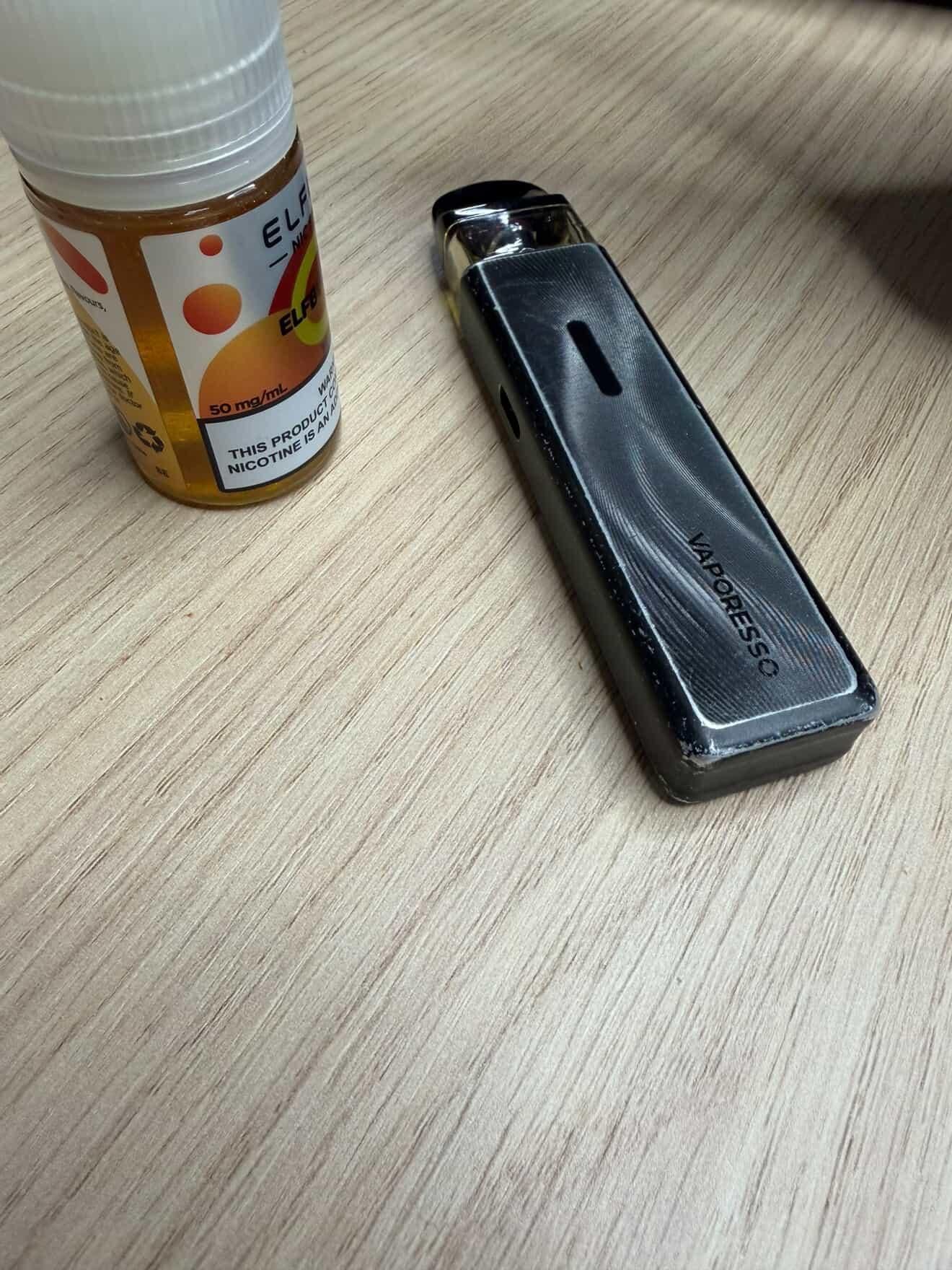 Se vinde Xros Vaporesso 5 mini +Lichid Elfq elfbul