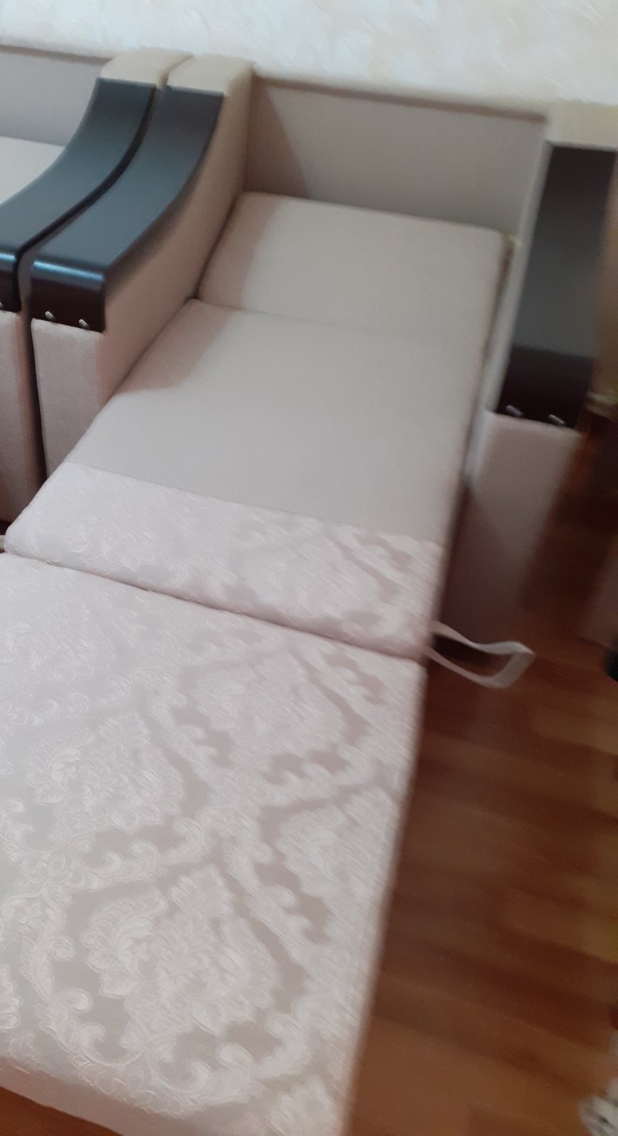 Продам 2 кресла, новые. Цена за оба — 7 000 леев