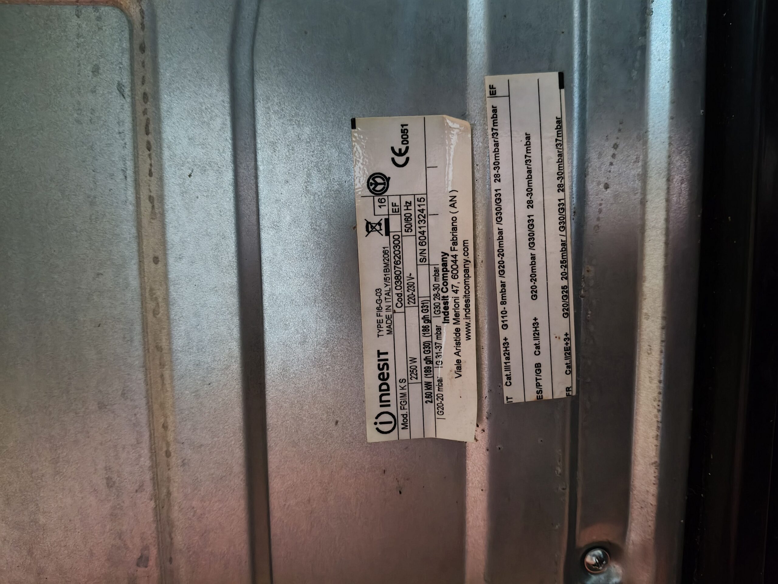 Se vinde urjent este în stare buna