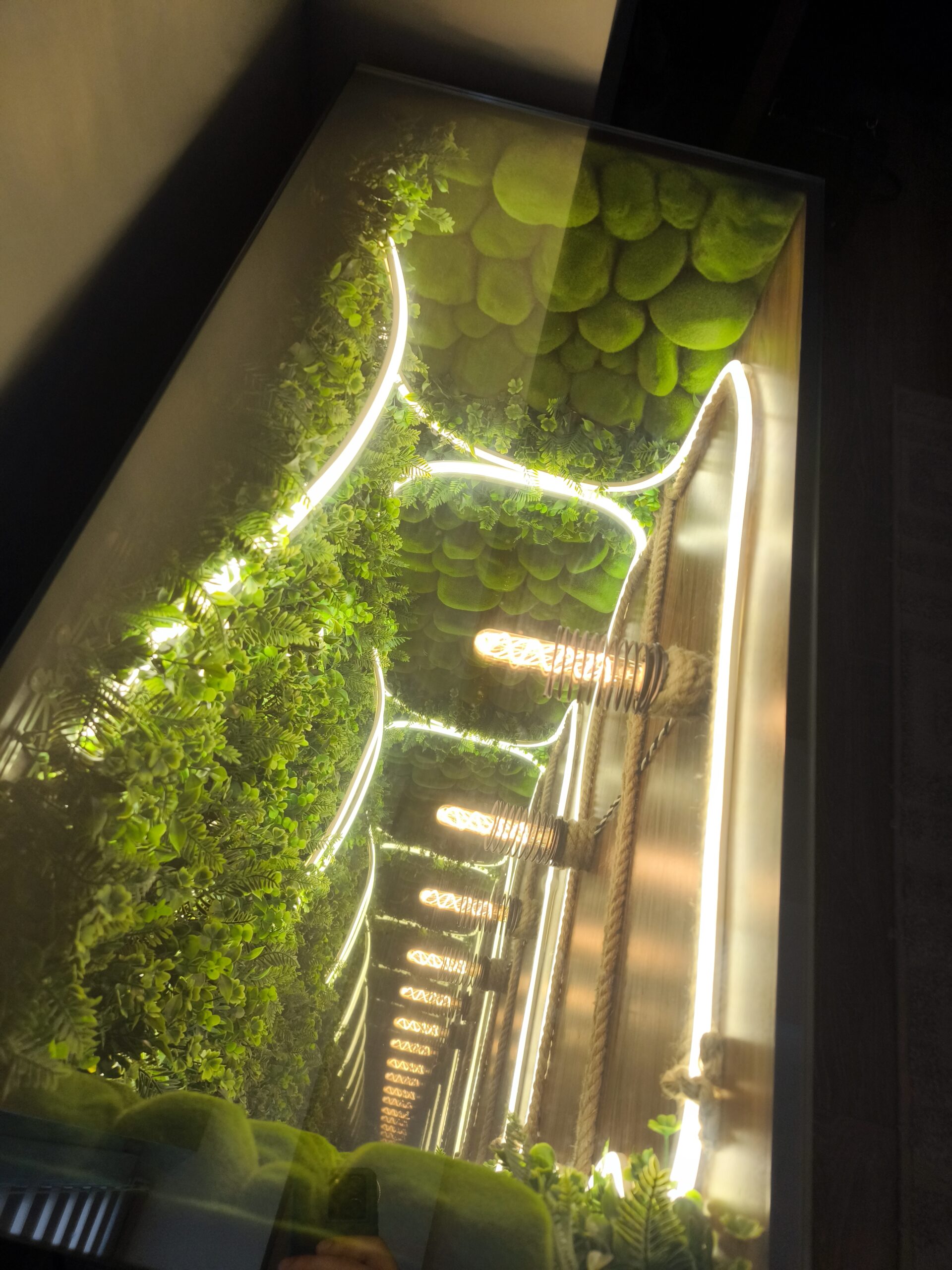 Masă LED cu efect Infinity Mirror